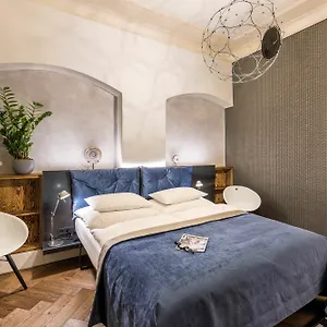 Mooo By The Castle Aparthotel Praha