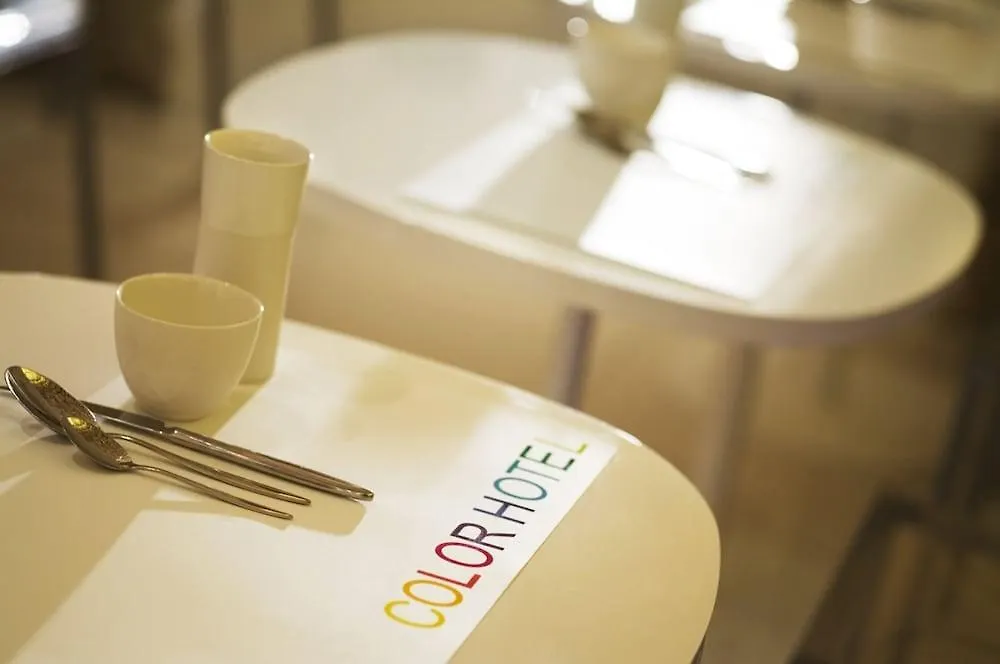 Color Design Hotel Parigi Francia