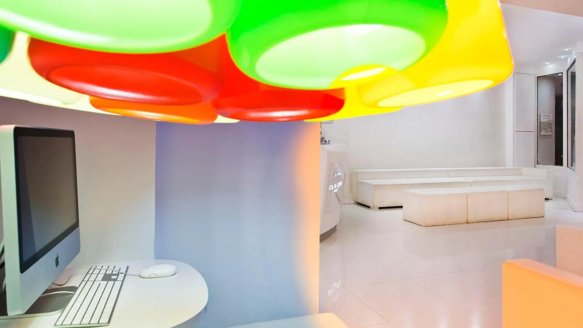 Color Design Hotel Paříž